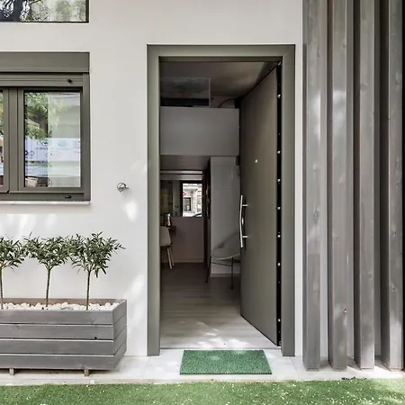 Luxury 1 Min To Metro Thessaloniki